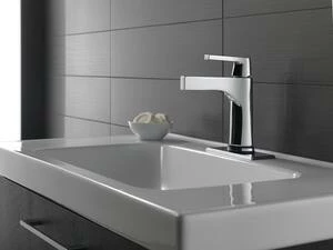 Cheap 😍 Delta Faucet Zura® Single Handle Monoblock Bathroom Sink Faucet in Brilliance Stainless 😀 - Image 4
